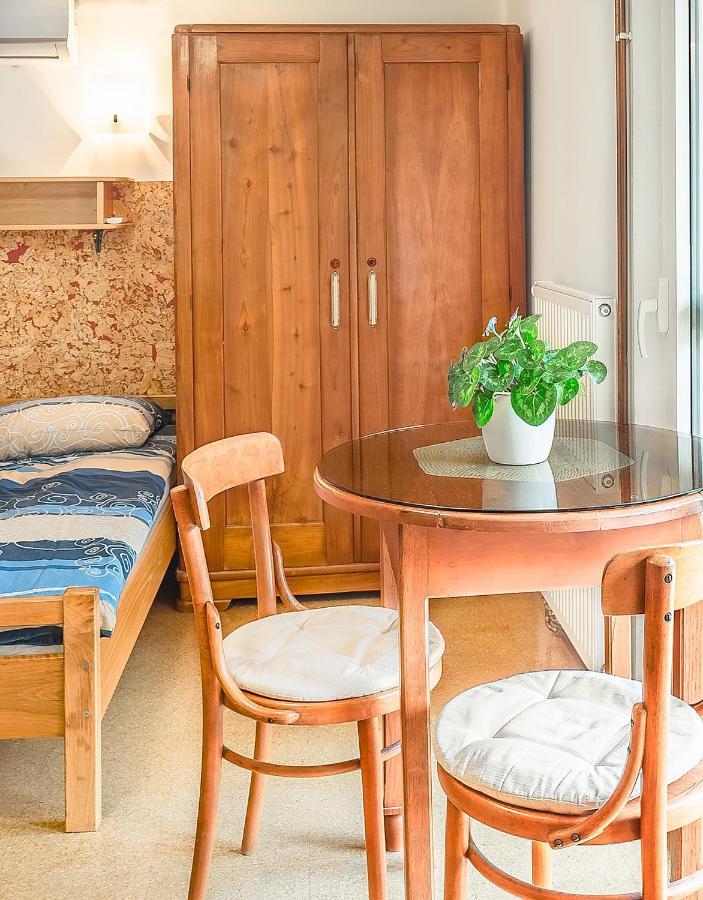 Fortun Estate - Apartmaji Ob Reki Kolpi 梅特利卡 外观 照片